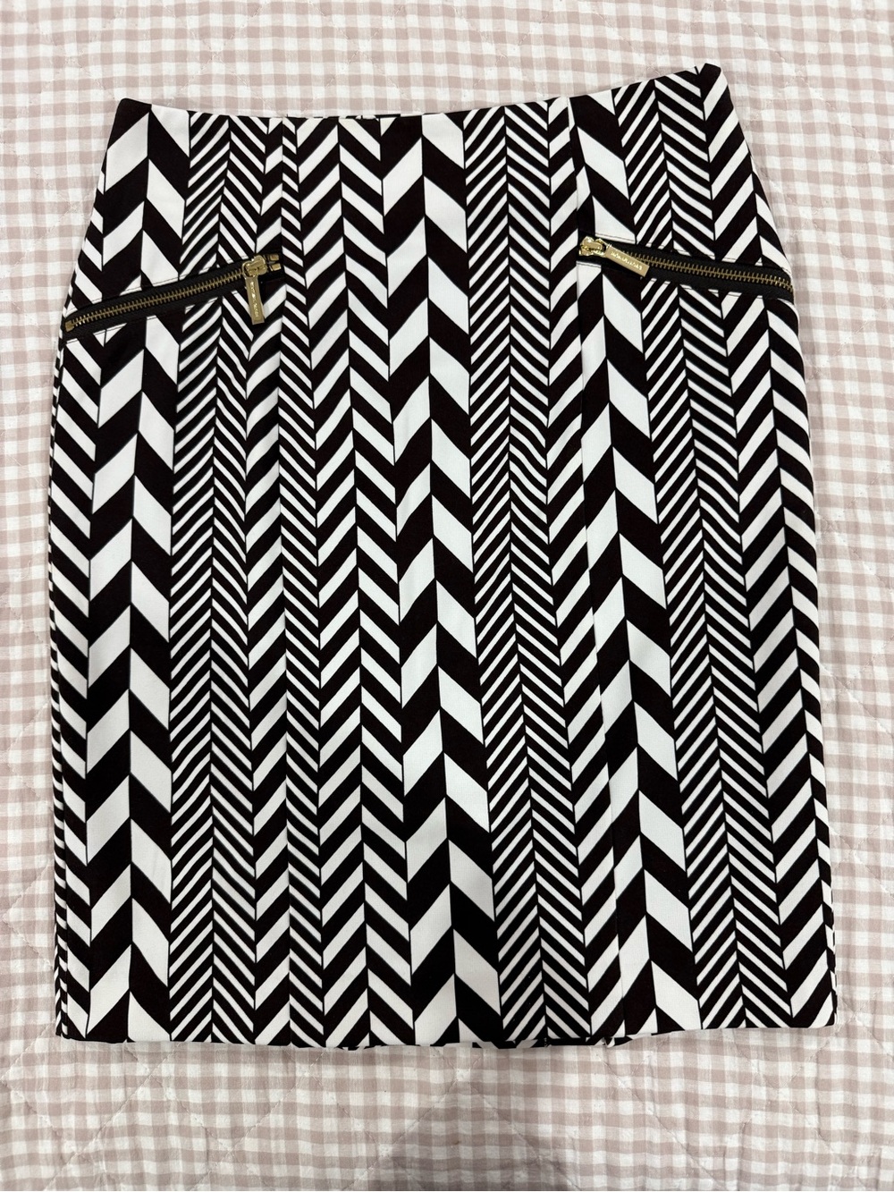 Michael Michael Kors Dark Brown White Chevron Pencil Skirt Size 6